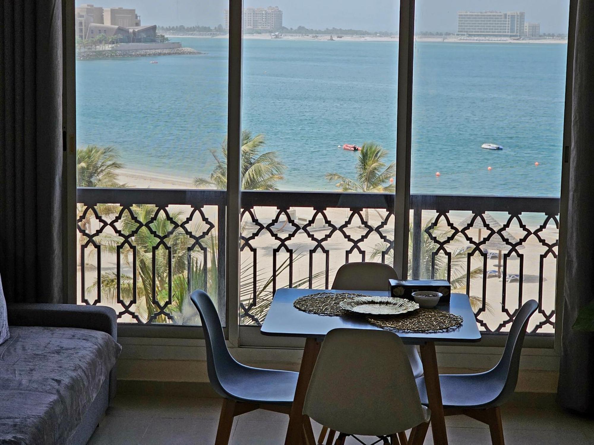 Dream Studio Panoramic Beach And Sea View Resü'l-Hayme Dış mekan fotoğraf